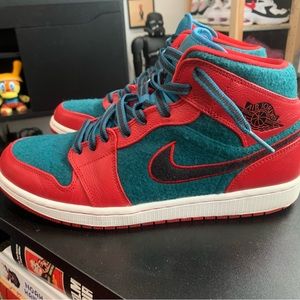 AIR JORDAN 1 MID RED/DARK SEA/BLACK SIZE 11
